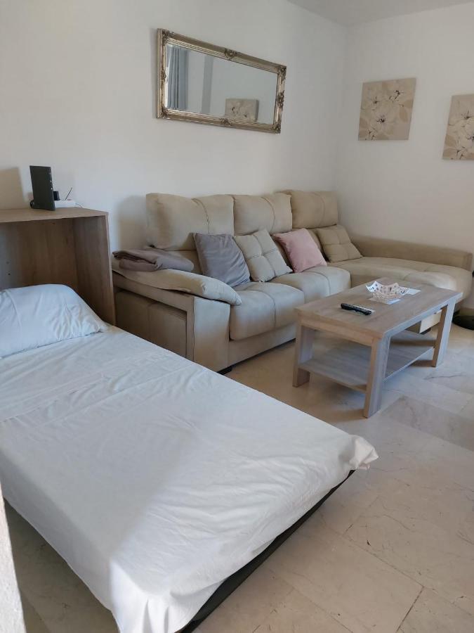 Lovely Apartment In Torremolinos Views Of The Sea, Pool, Terrace, Sofa Bed And Fully Equipped Kitchen Exterior foto